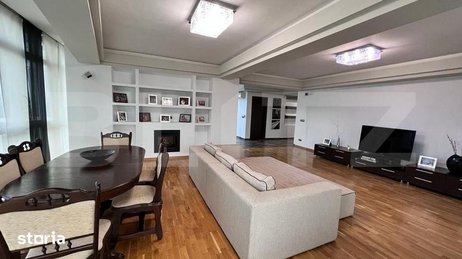 Apartament cu 4 camere în 1 Mai