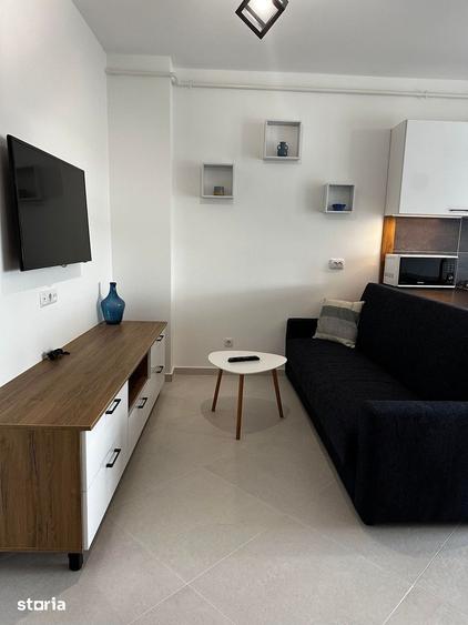 Apartament cu 2 camere semidecomandat în Botizului