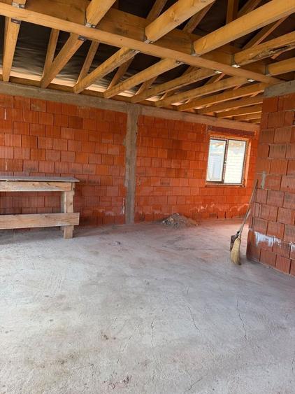 Casă cu 4 camere în Cihei