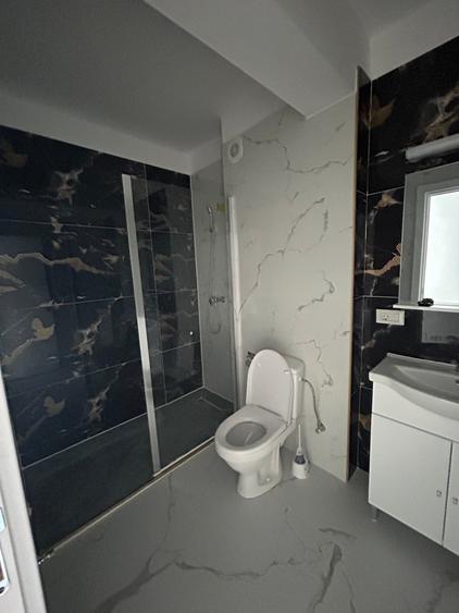 Apartament cu 2 camere decomandat în Colentina