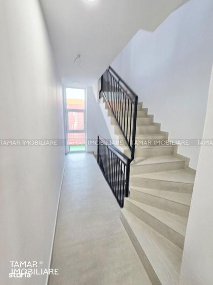 Apartament cu 3 camere în Micălaca