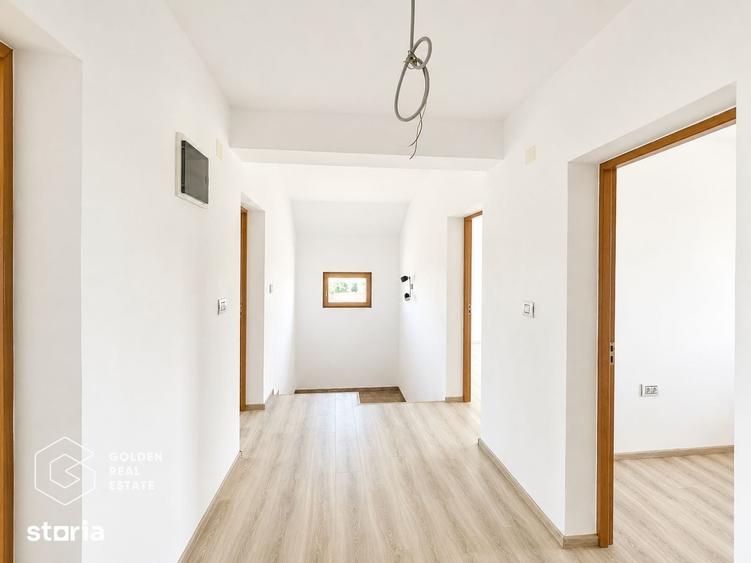 Casă cu 5 camere cu Teren 417 Mp în Vladimirescu