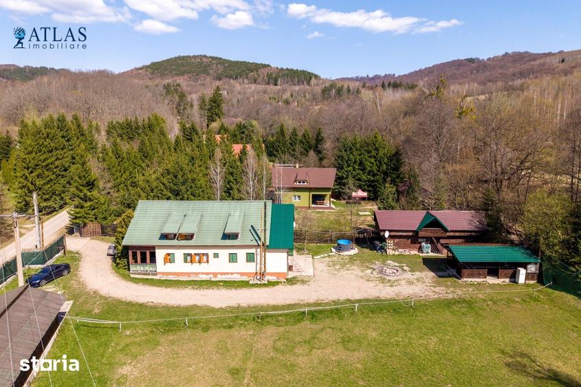 Casă cu 9 camere cu Teren 2600 Mp în Brăduț