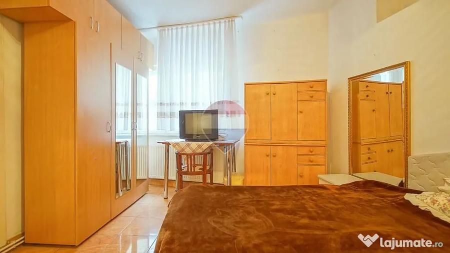 Casă cu 3 camere cu Teren 104 Mp în Central