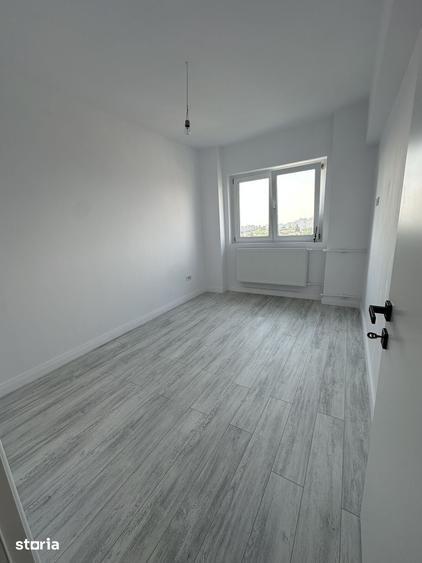 Apartament cu 3 camere decomandat în Gara de Nord
