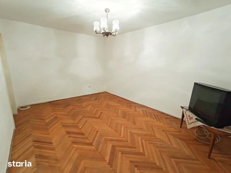Apartament cu 3 camere decomandat în Târnăveni