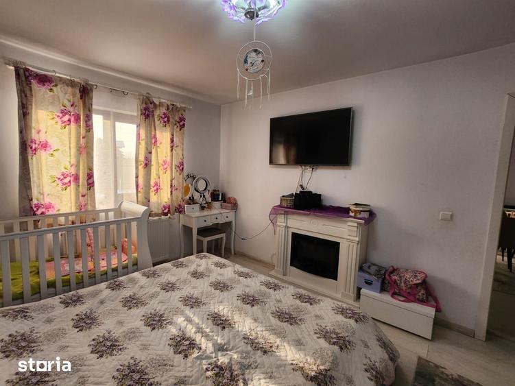 Casă cu 4 camere cu Teren 1000 Mp în Șerbănești