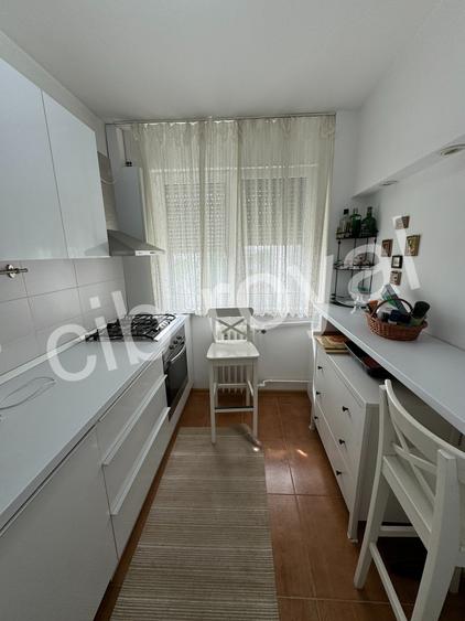 Apt. 2 cam. Titan,Str. Postavarul 3, renovat,10 minute metrou Nicolae Grigorescu - 16