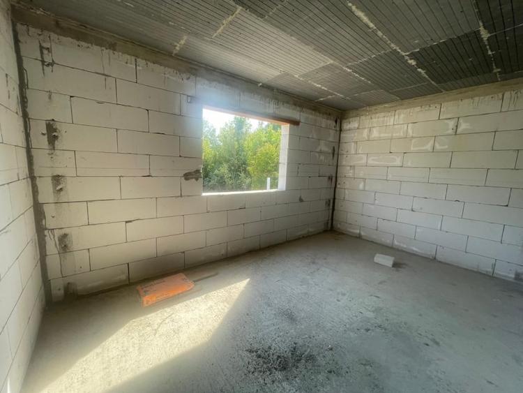 Casă individuală cu 5 camere cu Canalizare în Exterior Nord