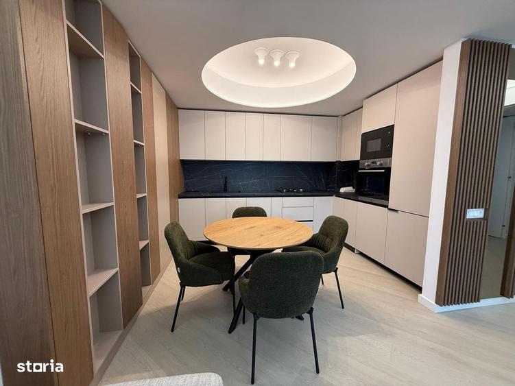 Apartament cu 3 camere, mobilat în Central