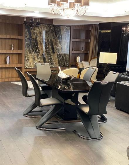 Apartament cu 4 camere decomandat în Herăstrău