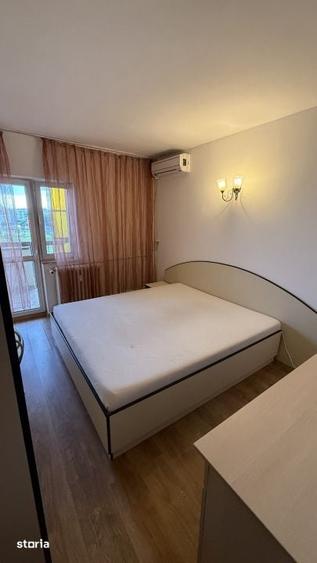 Apartament cu 3 camere decomandat în Zorilor