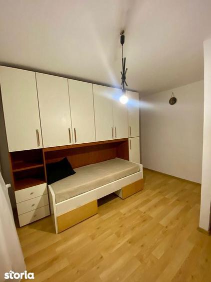 Apartament cu 2 camere decomandat în 1 Mai