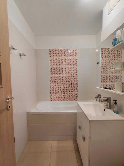 Apartament cu 2 camere decomandat în Tineretului