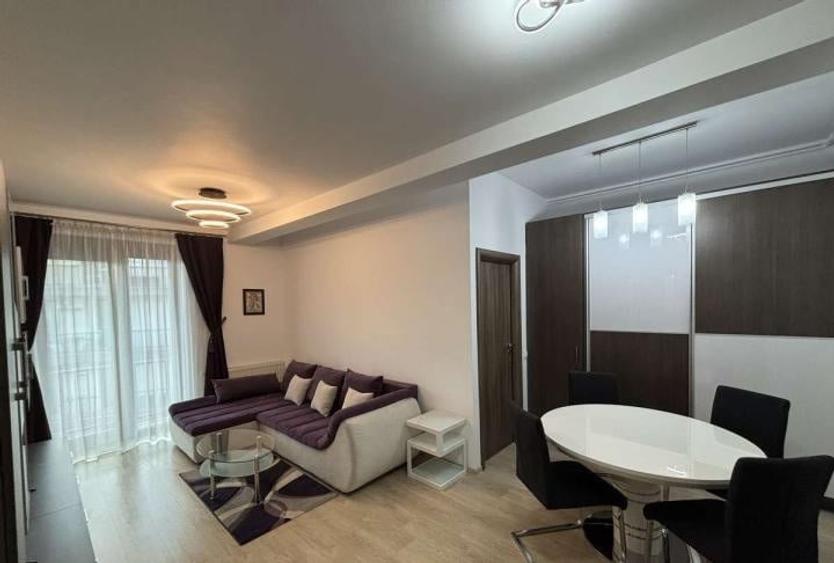 Apartament cu 2 camere semidecomandat, mobilat în Unirii