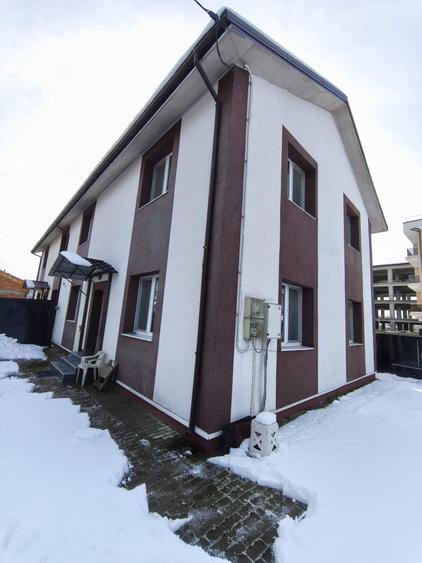 Casă cu 5 camere cu Teren 300 Mp în Mihai Bravu