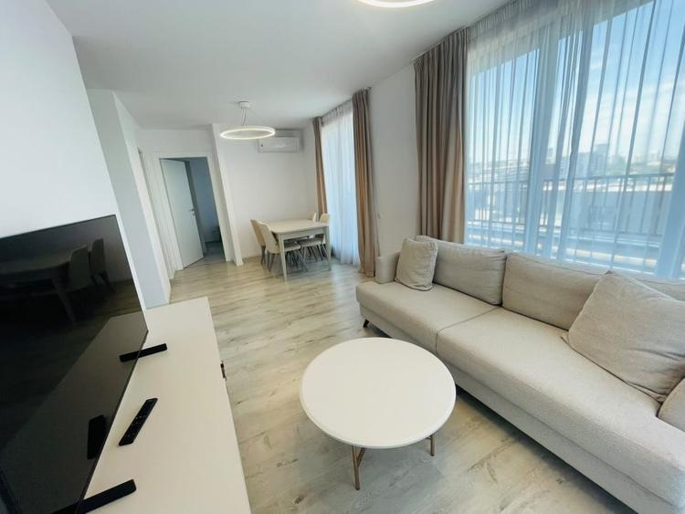 Apartament cu 2 camere semidecomandat, mobilat în Pipera