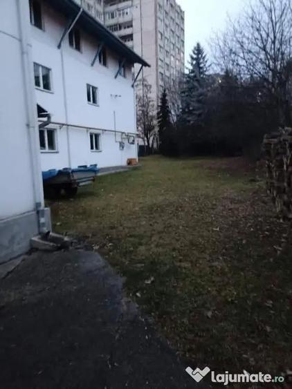 Spațiu comercial, de 370 mp, în Gării