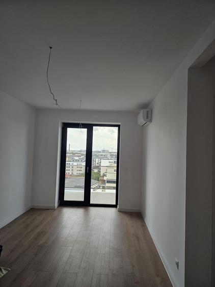 Apartament cu 2 camere decomandat în Theodor Pallady