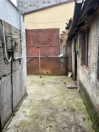 Casă cu 2 camere cu Teren 42 Mp în Banu Manta