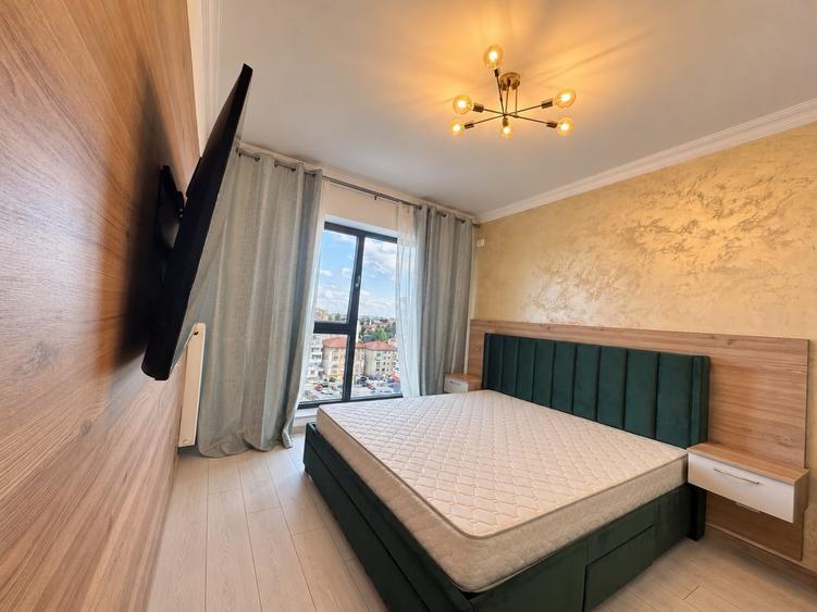Apartament cu 3 camere decomandat, mobilat în Energia