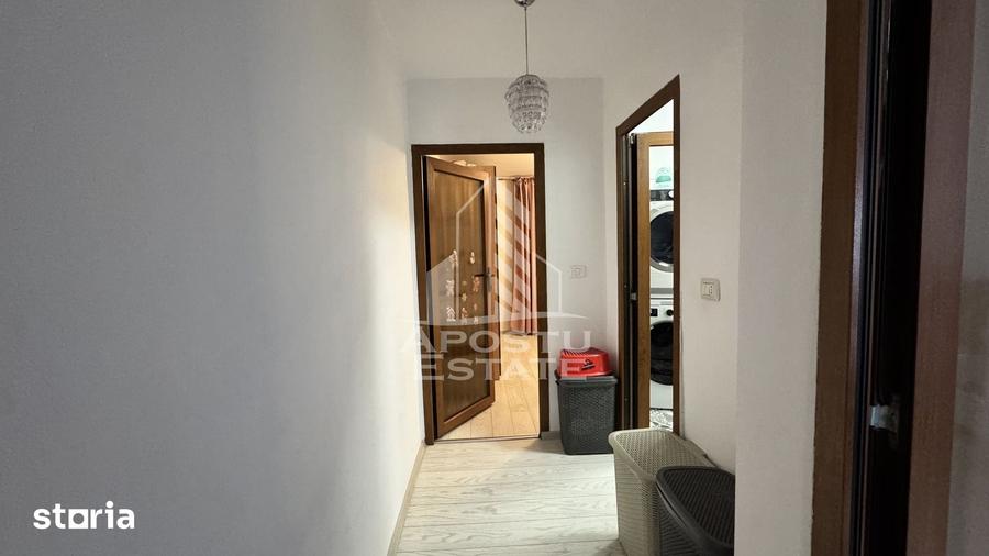 Apartament cu 3 camere în Steaua