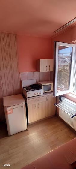 Garsonieră decomandată în Rogerius
