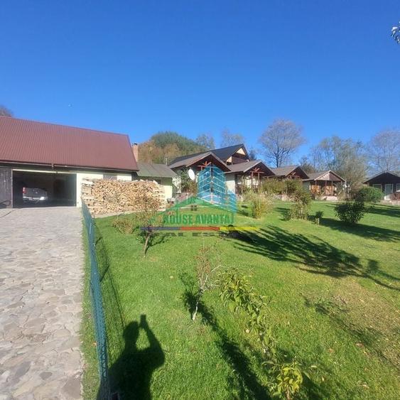Spațiu comercial, de 700 mp, în Lepșa