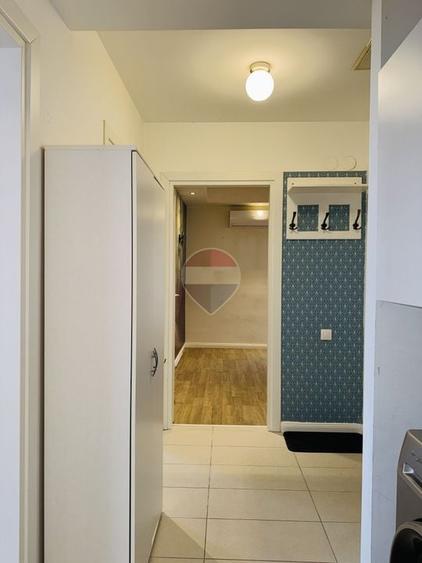 Apartament cu 3 camere decomandat, mobilat în Ștefăneștii de Jos
