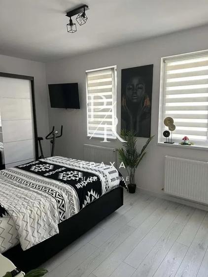 Apartament cu 3 camere semidecomandat, mobilat în Florești