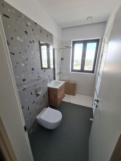 Apartament cu 3 camere decomandat în Tomis Plus