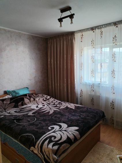 Apartament cu 3 camere decomandat în Drumul Taberei