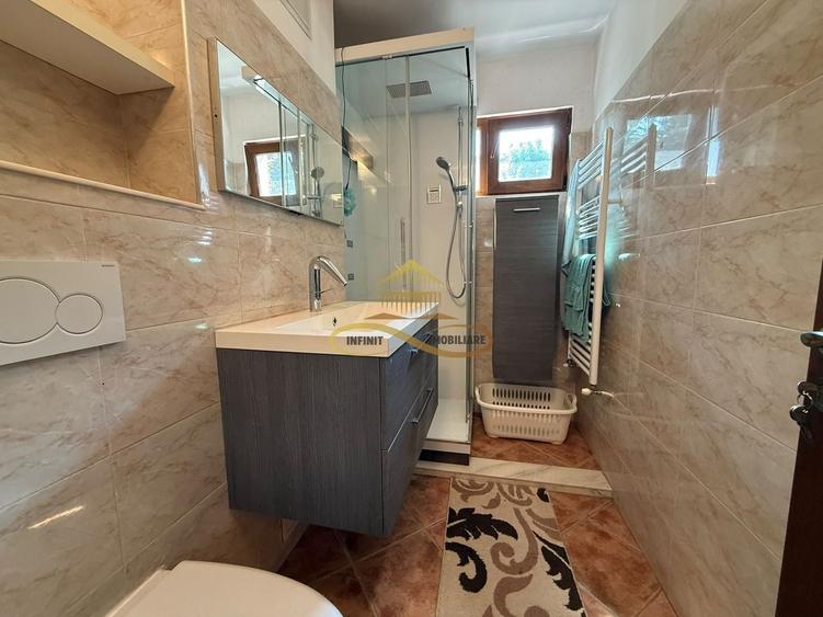 Apartament cu 3 camere decomandat, mobilat în Narcisa
