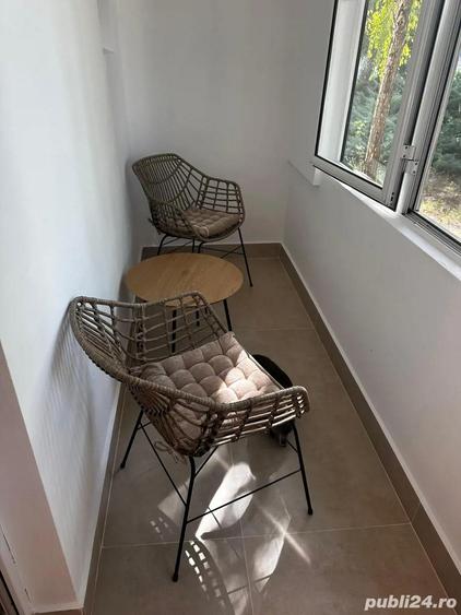 Apartament cu 4 camere decomandat în Central