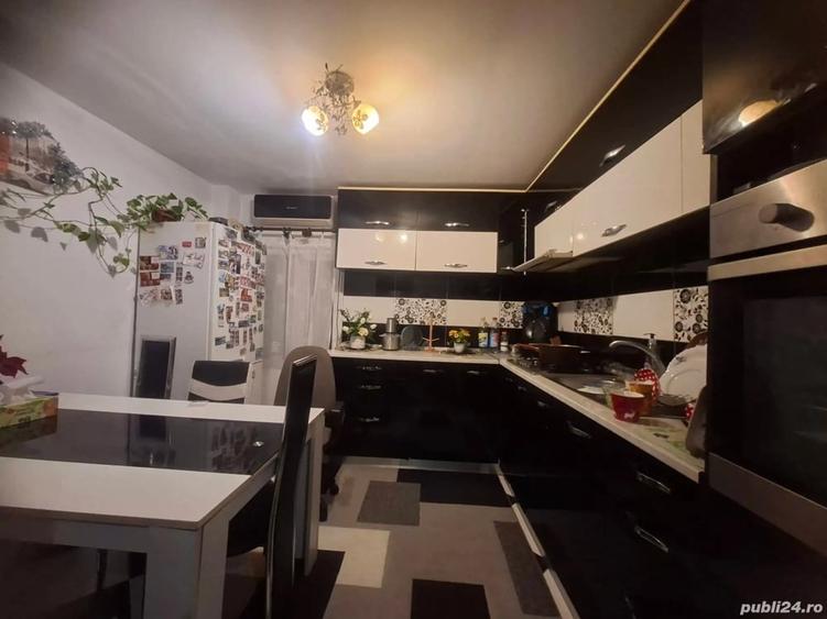 Casă cu Teren 400 Mp în Brestei