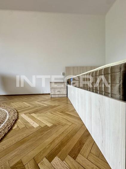 Apartament cu 3 camere decomandat, mobilat în Central