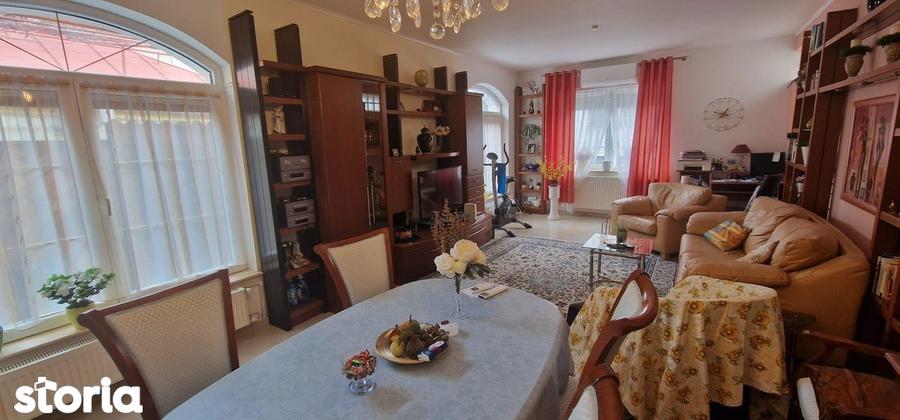 Casa / Vila cu 5 camere de vanzare in zona Tomis Mall - 19