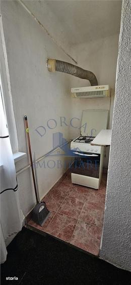 Garsonieră decomandată în Rovine
