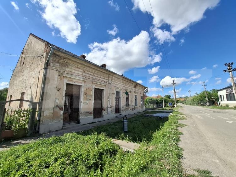 Spațiu comercial, de 244 mp, în Ardud