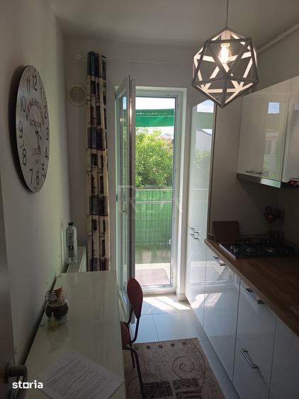 Apartament cu 2 camere decomandat, mobilat în Ghencea