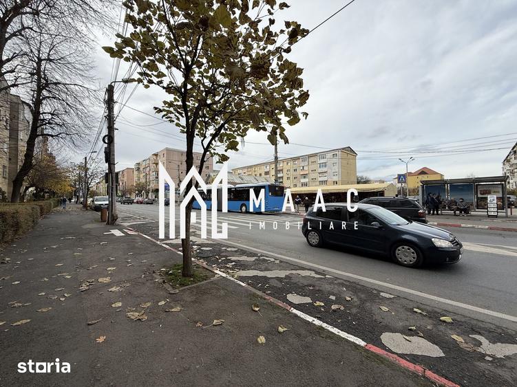 Apartament cu 3 camere nedecomandat în Vasile Aaron