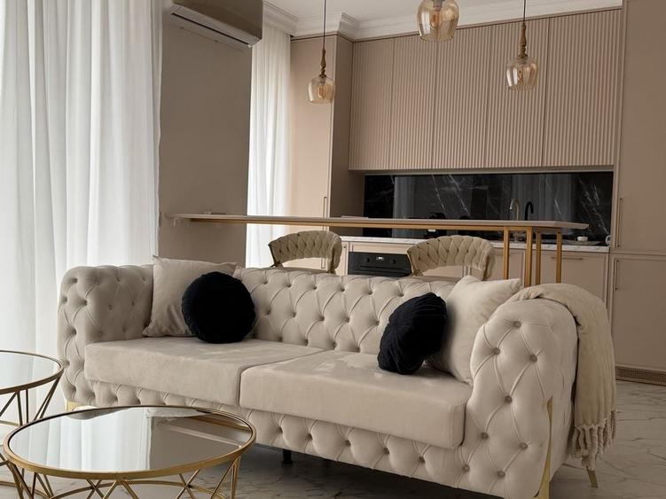 Apartament cu 2 camere decomandat în Central
