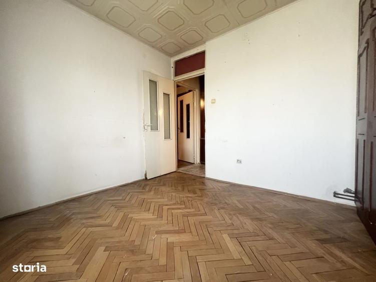 Apartament cu 2 camere semidecomandat în Dâmbovița