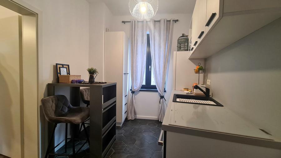 Casă cu 2 camere cu Canalizare în Centrul Istoric