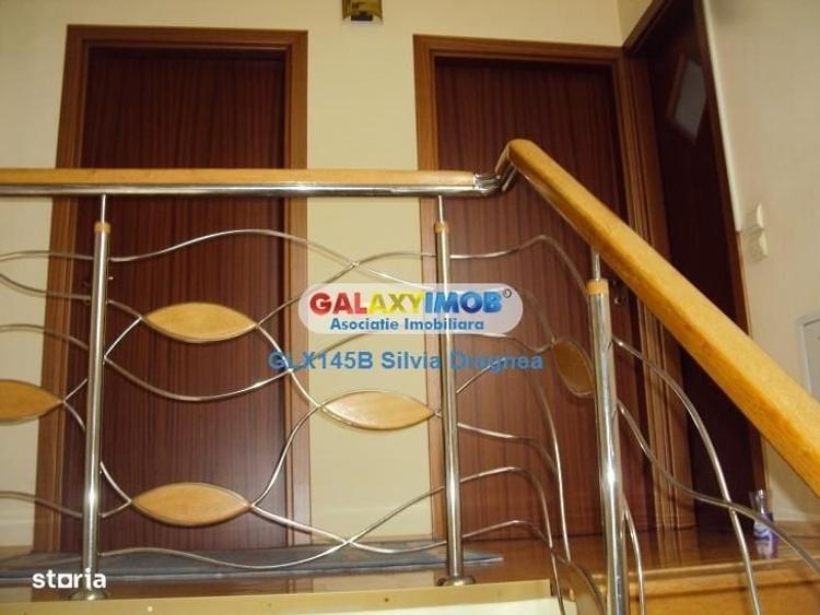 Casă cu 4 camere cu Teren 1330 Mp în Vidra