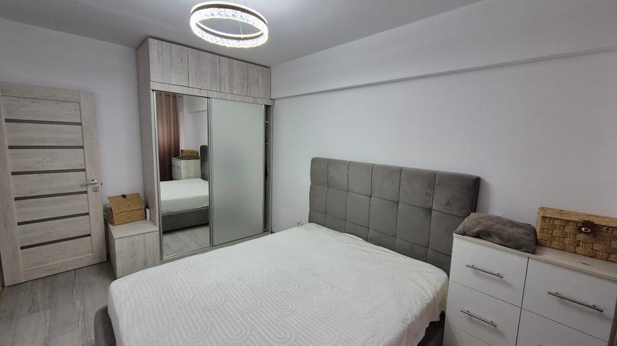 Apartament cu 2 camere decomandat, mobilat în Galata