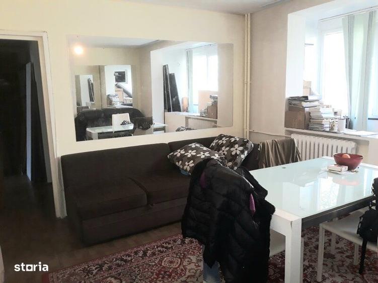 Apartament cu 3 camere în Obor