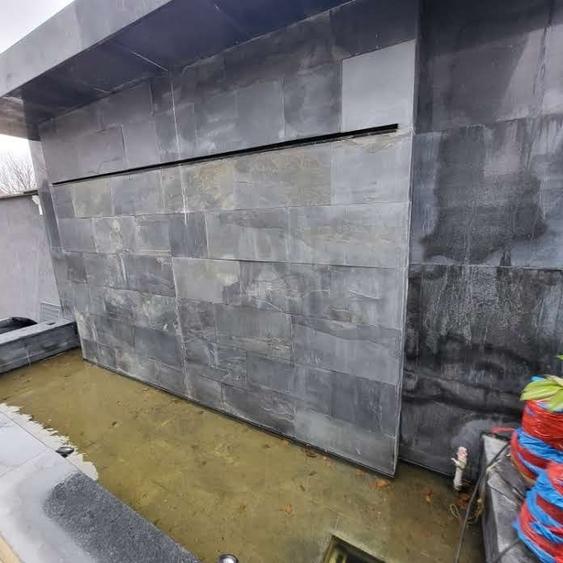 Casă individuală cu 6 camere cu Canalizare în Central