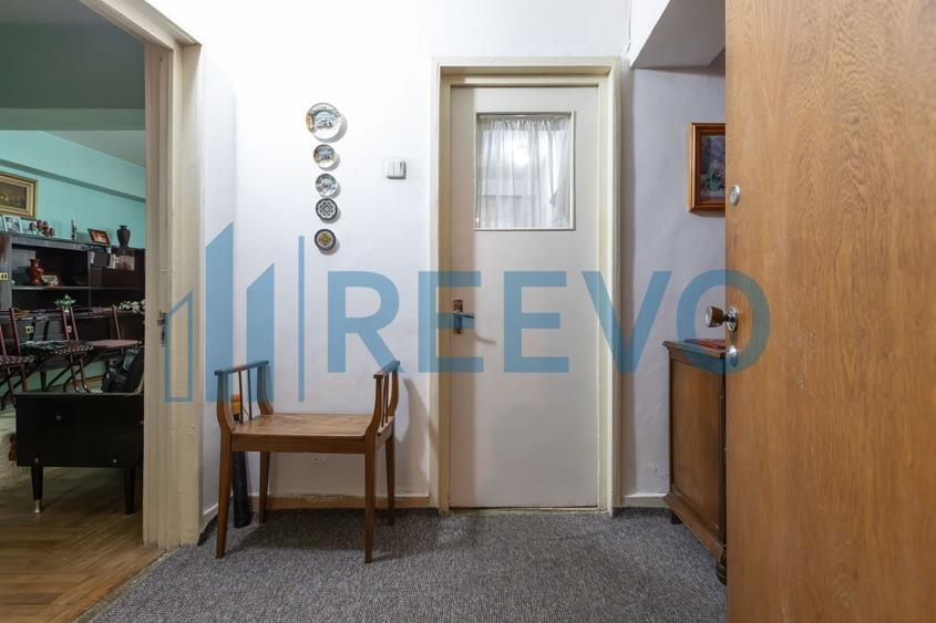 Apartament cu 4 camere decomandat în 9 Mai