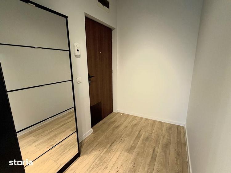 Apartamentul de langa rau - 7